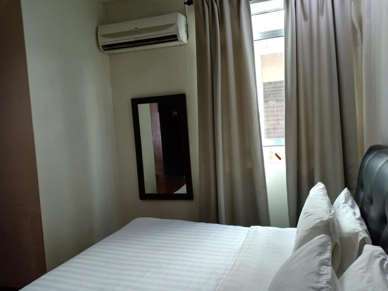 Hotel Seri Pauh George Town Exterior photo